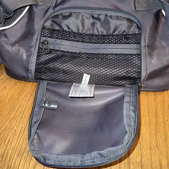 Outward Hound Front Carrier Backpack‎ Raise the Woof Gray - Picture 4 of 7